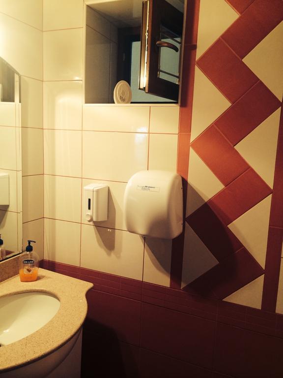 Hotel Fiama Otelu Rosu Ruang foto