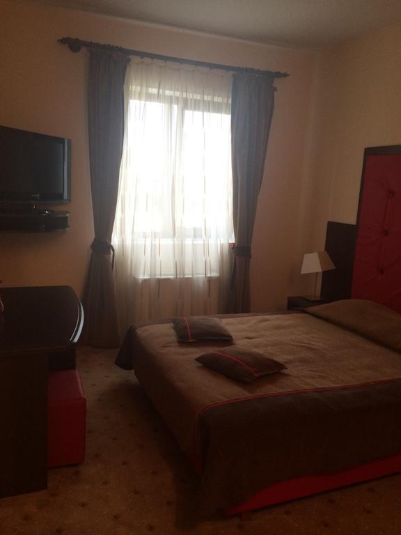 Hotel Fiama Otelu Rosu Ruang foto
